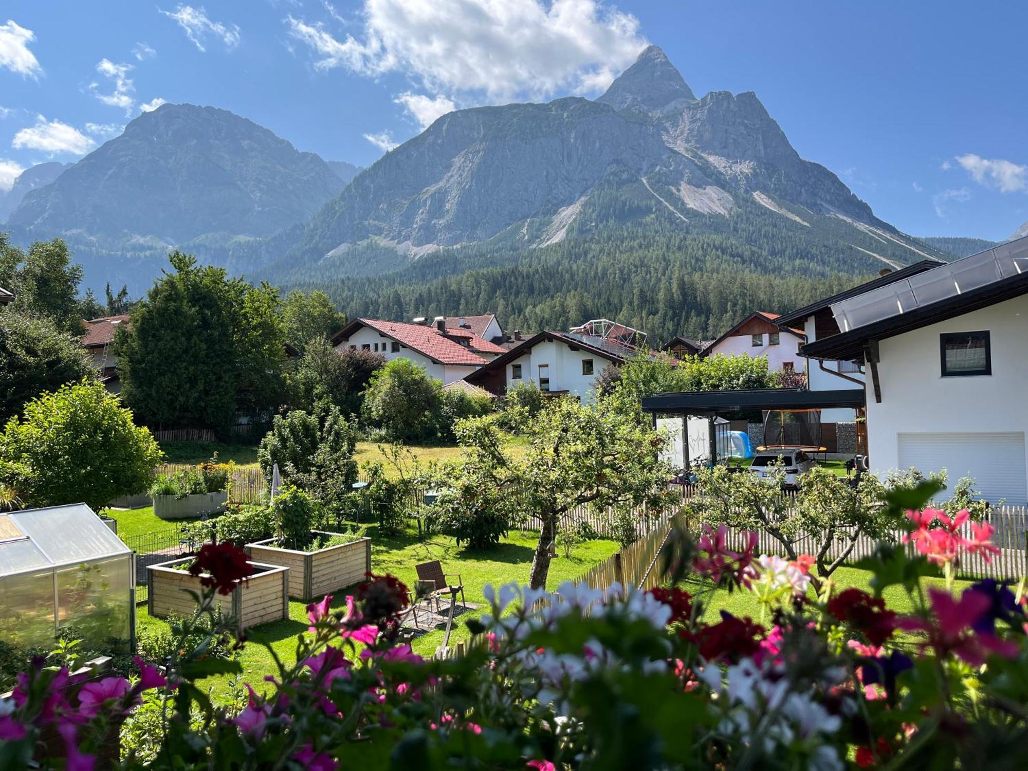 Haus Alpenblume Apartman Ehrwald Kültér fotó