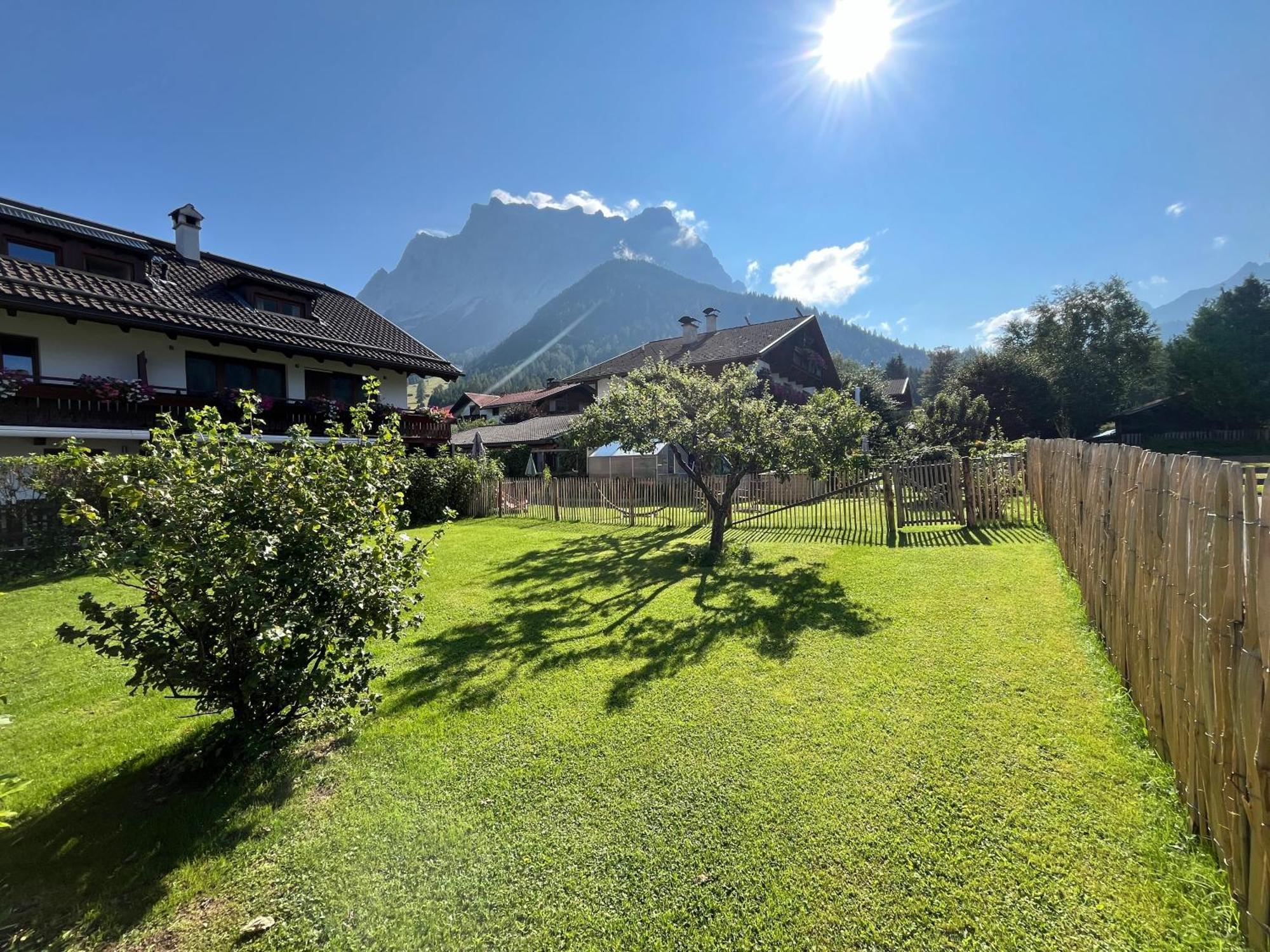 Haus Alpenblume Apartman Ehrwald Kültér fotó